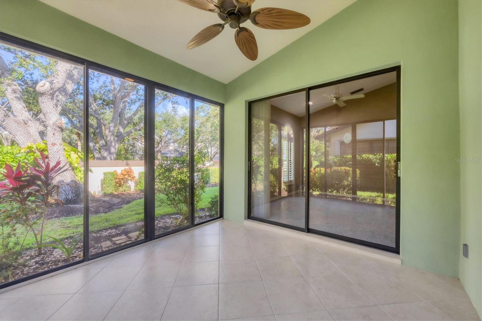 A4652245 Property Photo