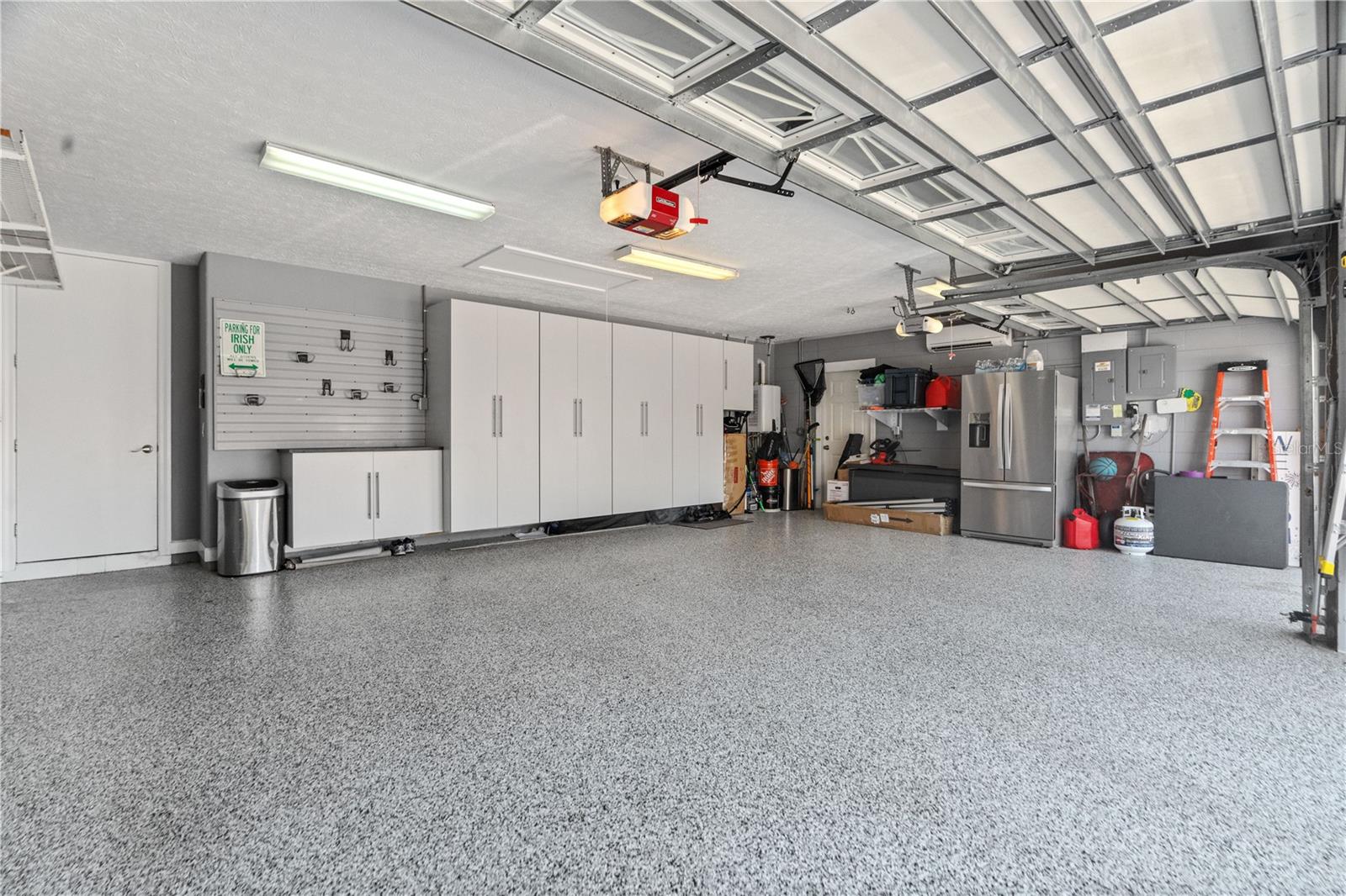 9810 COMPASS POINT WAY, TAMPA, FL, 33615