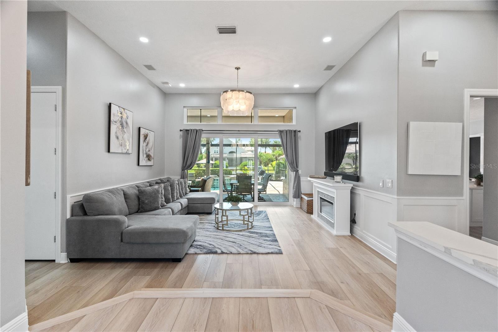 9810 COMPASS POINT WAY, TAMPA, FL, 33615