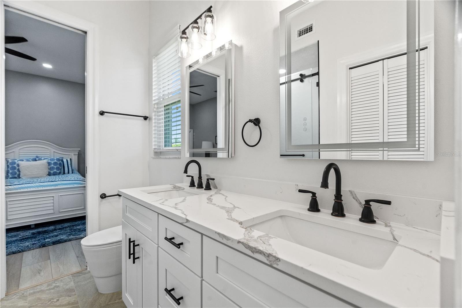 9810 COMPASS POINT WAY, TAMPA, FL, 33615