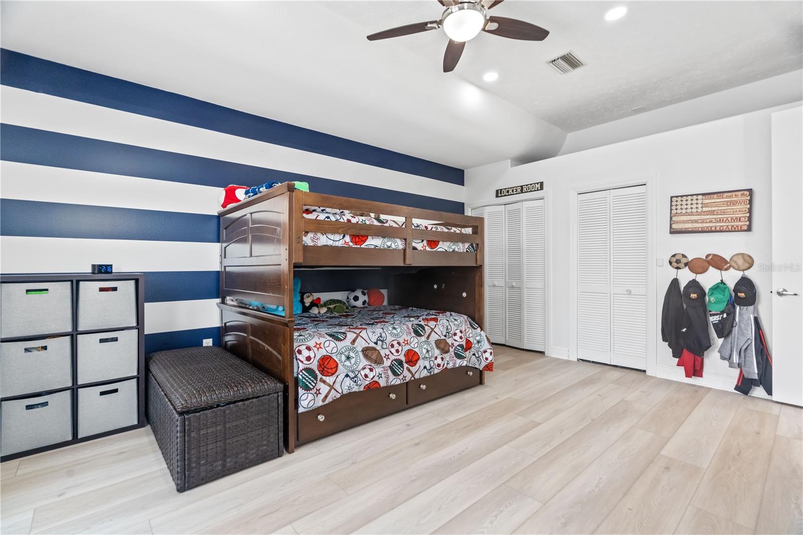 9810 COMPASS POINT WAY, TAMPA, FL, 33615