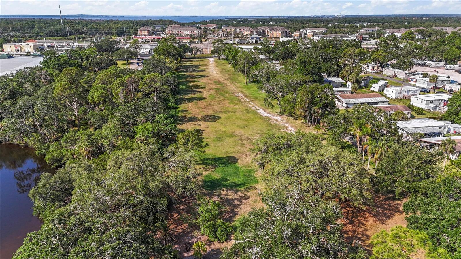 13025 MEMORIAL HWY, TAMPA, FL, 33635