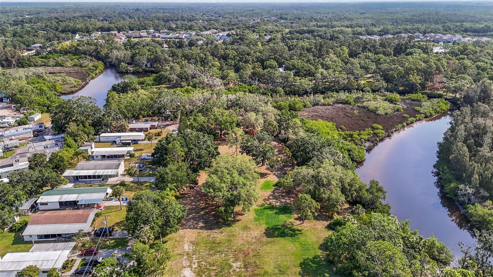 13025 MEMORIAL HWY, TAMPA, FL, 33635