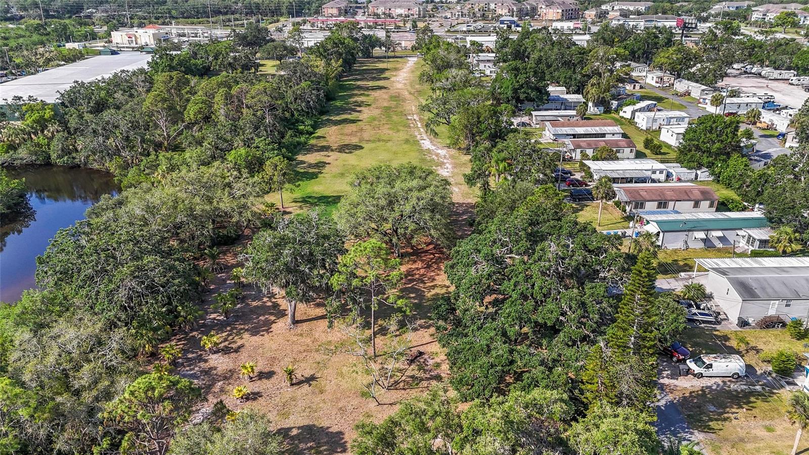 13025 MEMORIAL HWY, TAMPA, FL, 33635