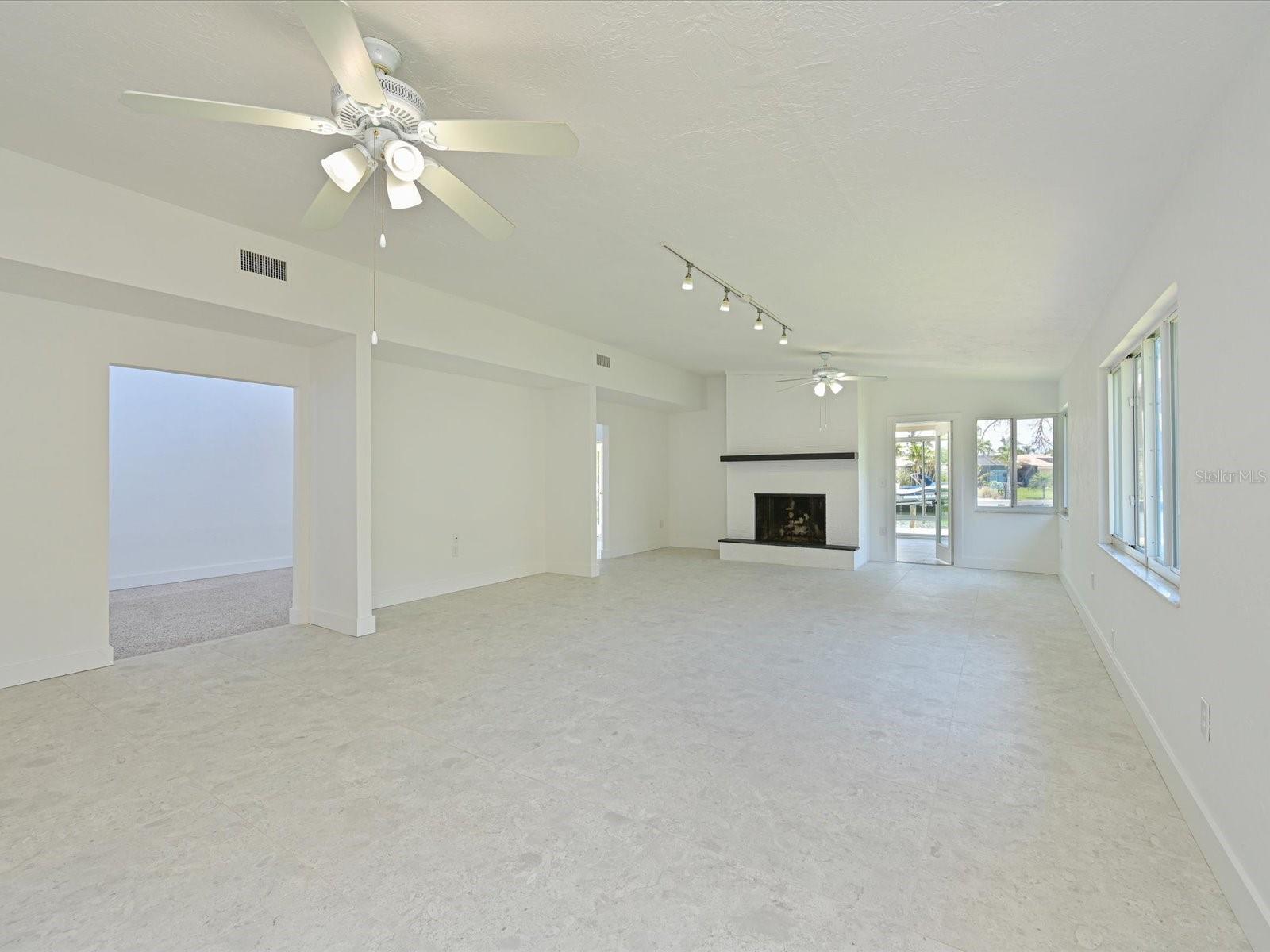 5920 GULF OF MEXICO DR, LONGBOAT KEY, FL, 34228