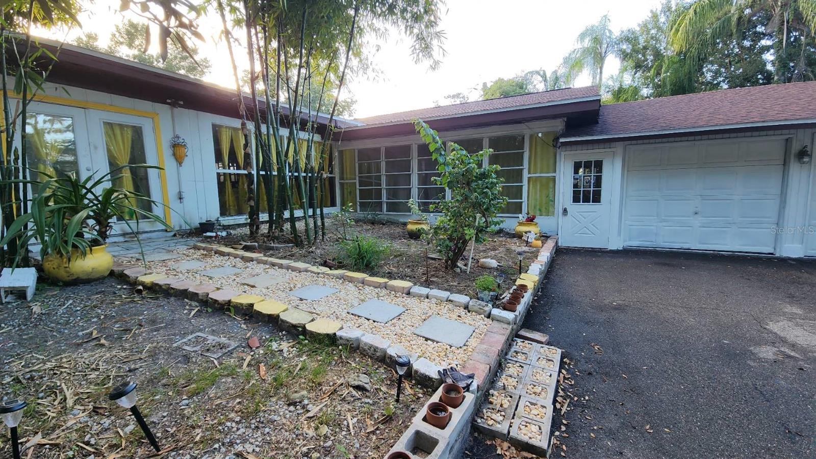 2405 NEPTUNE RD, KISSIMMEE, FL, 34744