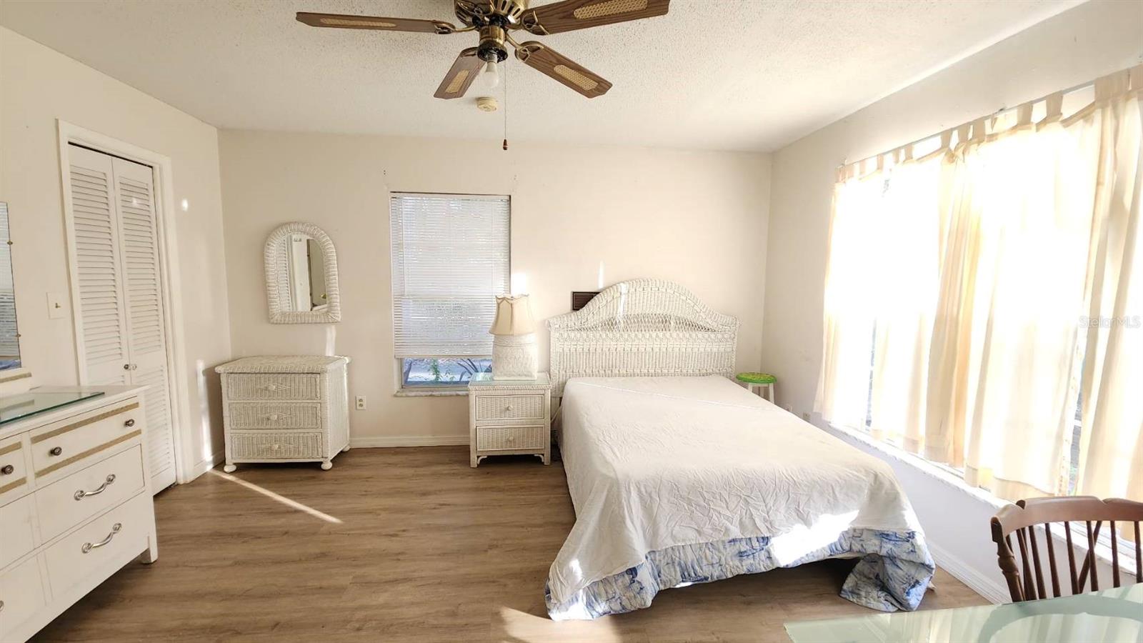 2405 NEPTUNE RD, KISSIMMEE, FL, 34744