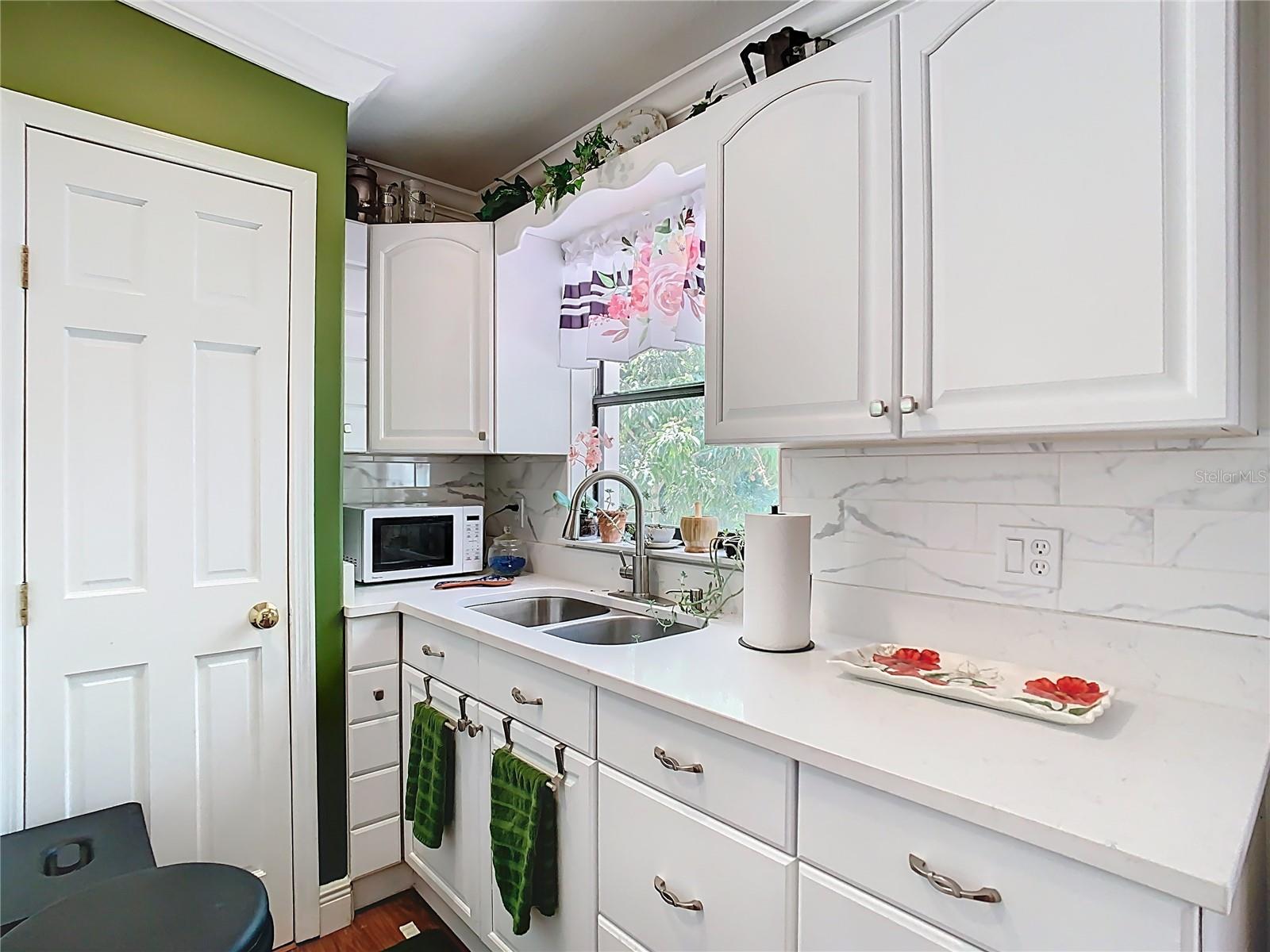 5852 MEDINAH WAY, ORLANDO, FL, 32819