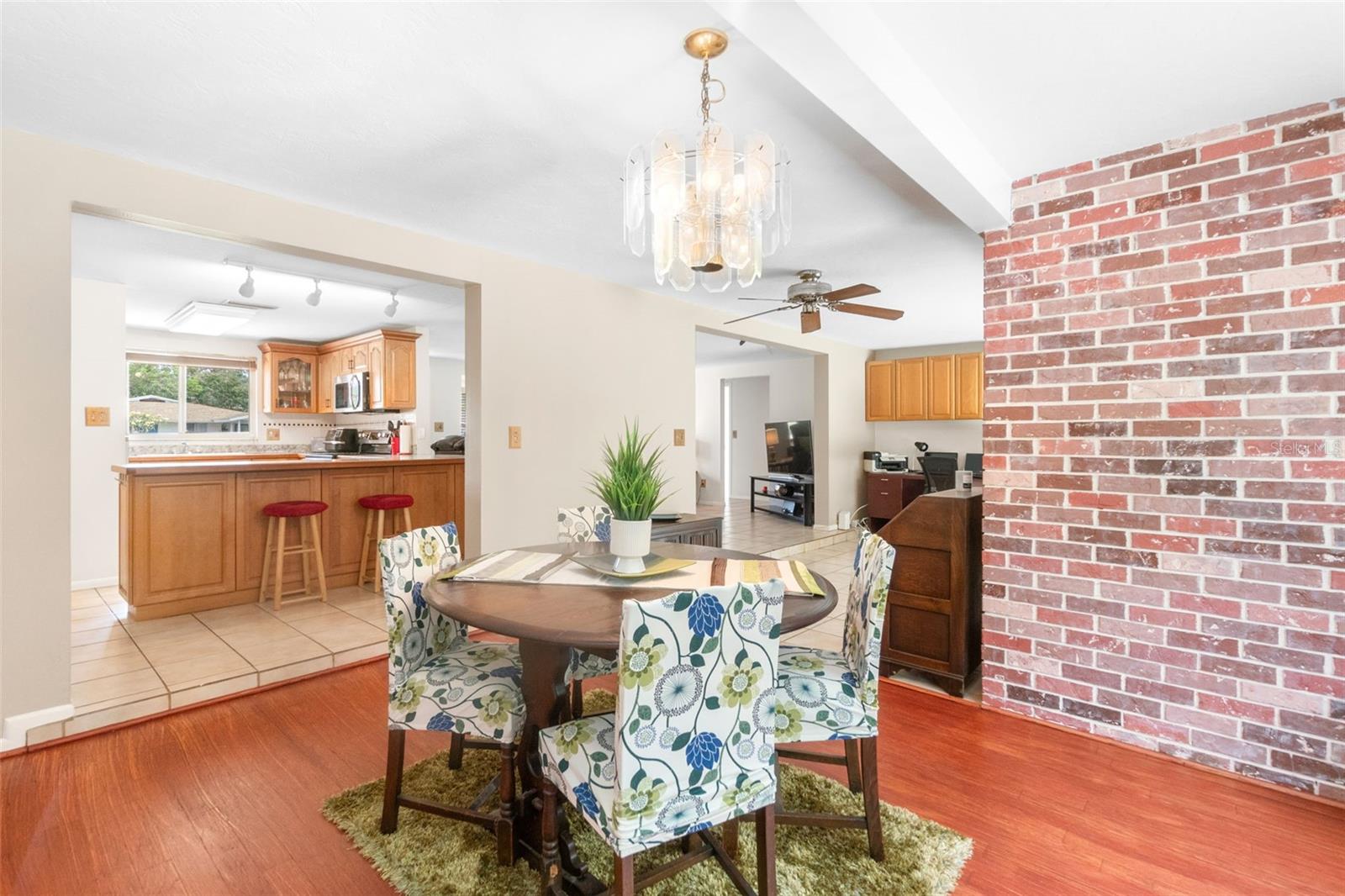 2726 SILVER KING WAY, SARASOTA, FL, 34231