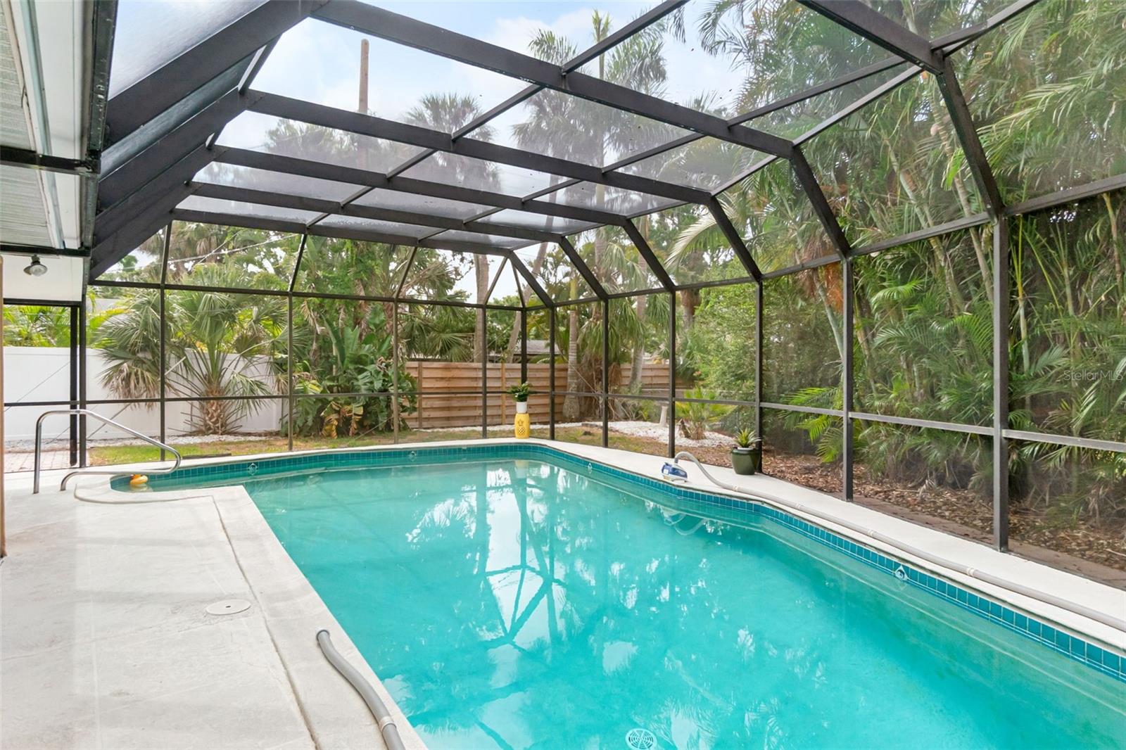 2726 SILVER KING WAY, SARASOTA, FL, 34231