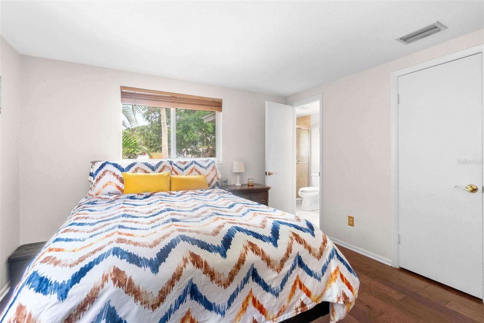 2726 SILVER KING WAY, SARASOTA, FL, 34231