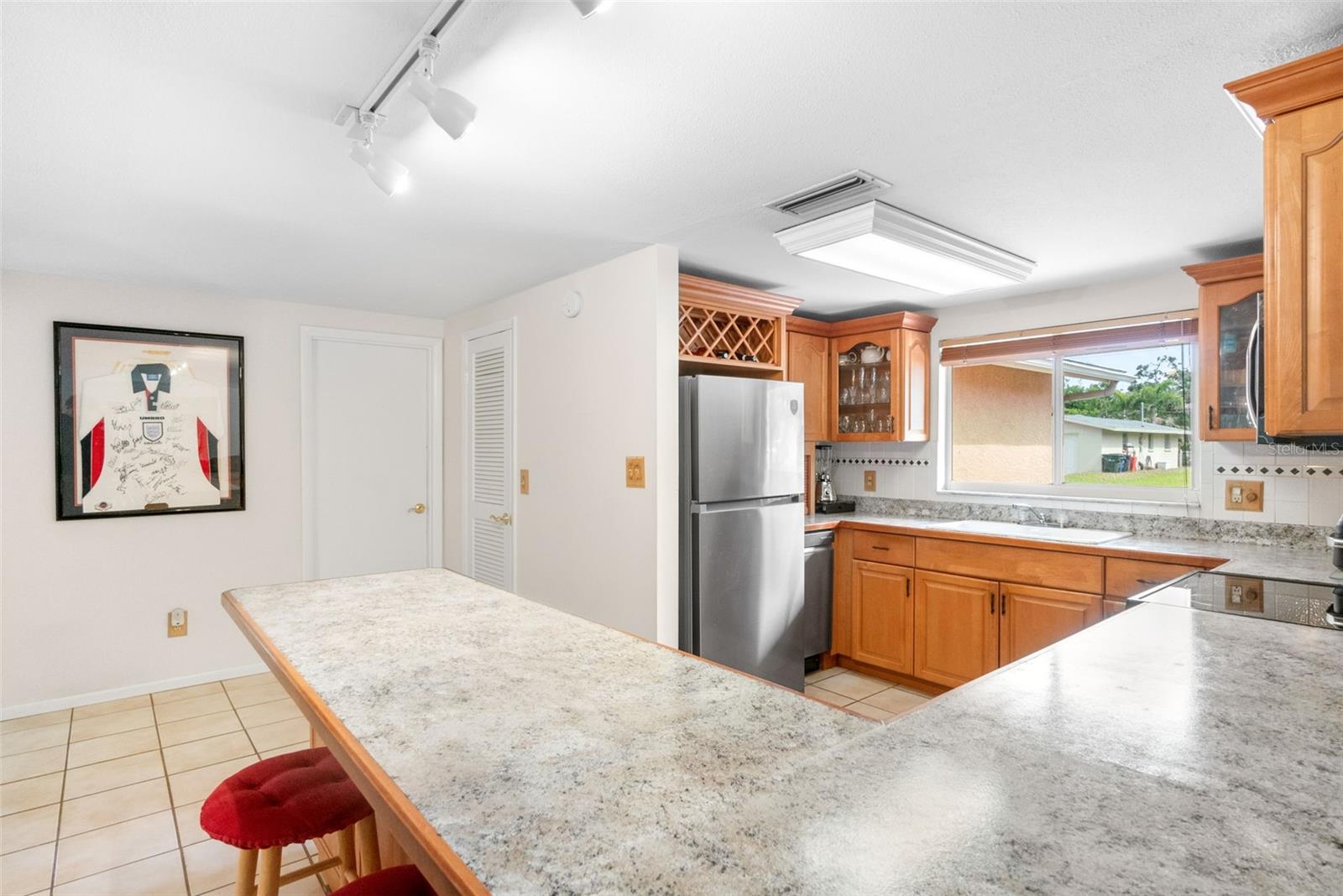 2726 SILVER KING WAY, SARASOTA, FL, 34231