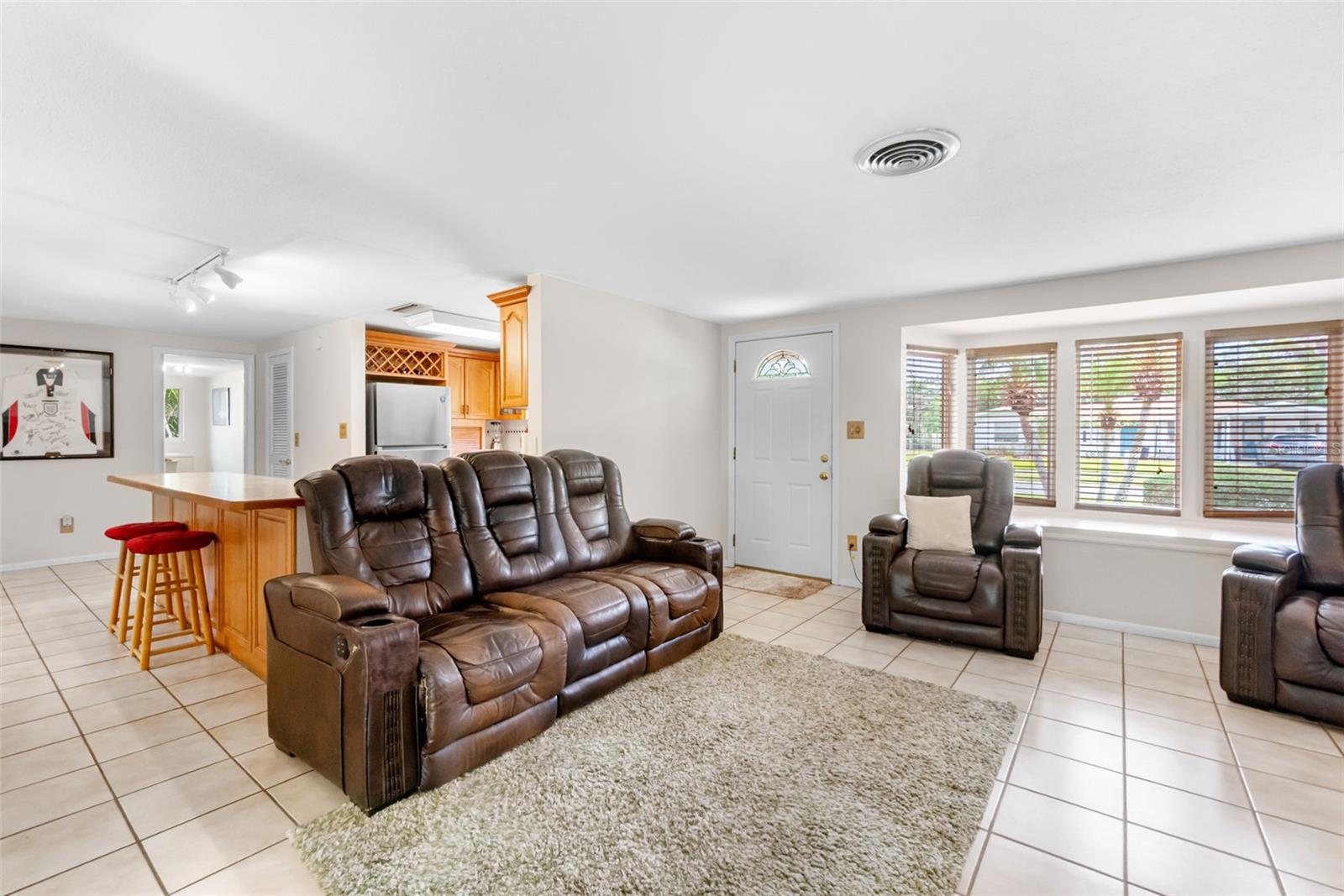 2726 SILVER KING WAY, SARASOTA, FL, 34231