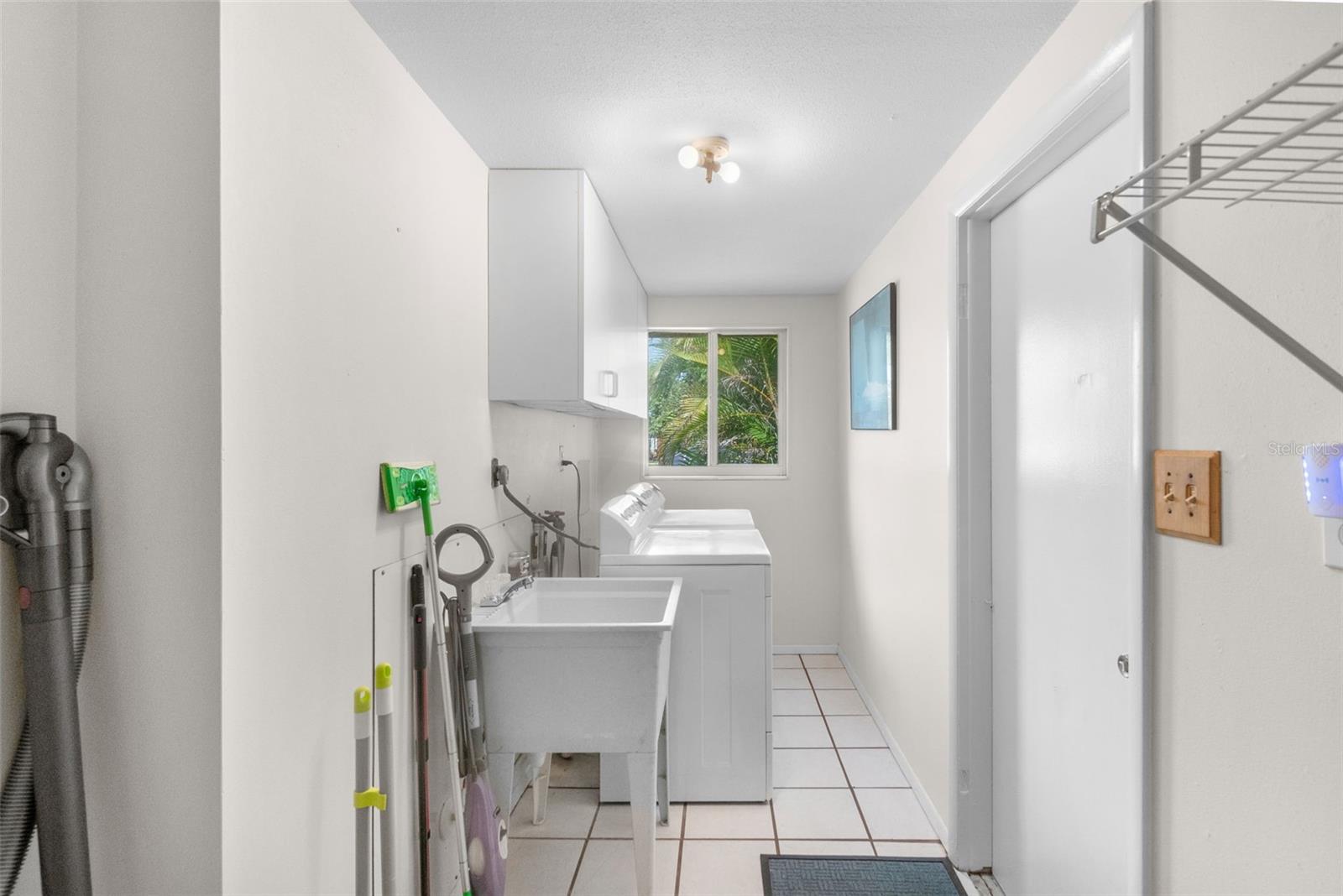 2726 SILVER KING WAY, SARASOTA, FL, 34231