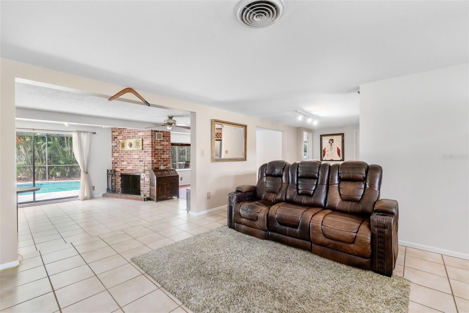 2726 SILVER KING WAY, SARASOTA, FL, 34231