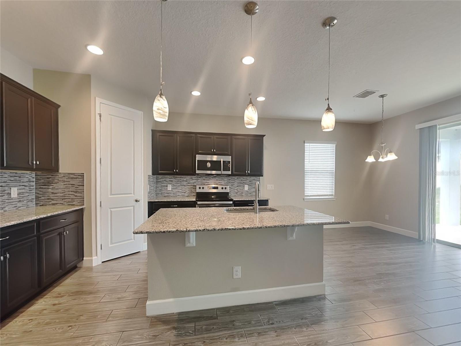 324 TERRACOTTA TER, HOWEY IN THE HILLS, FL, 34737