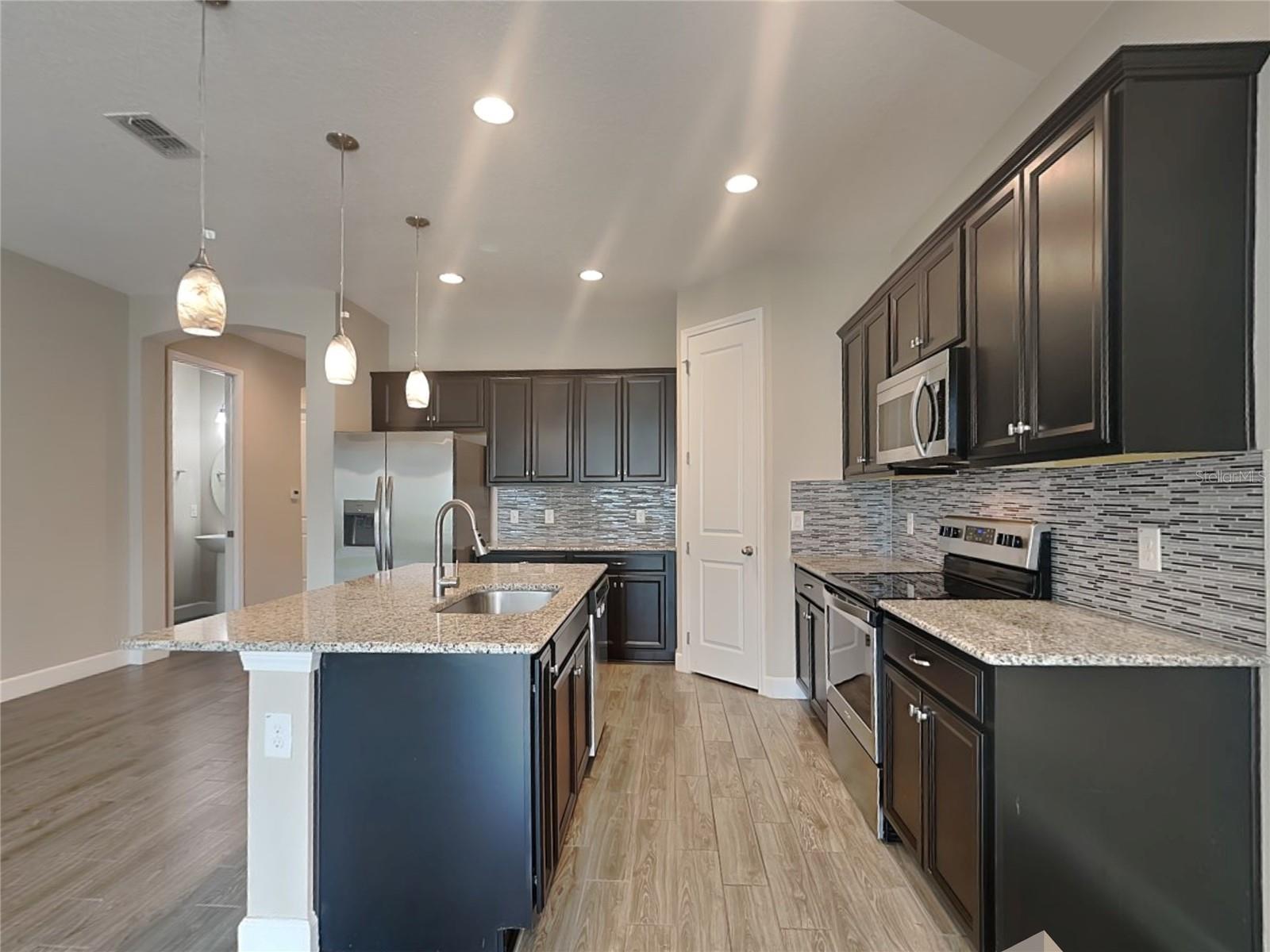 324 TERRACOTTA TER, HOWEY IN THE HILLS, FL, 34737