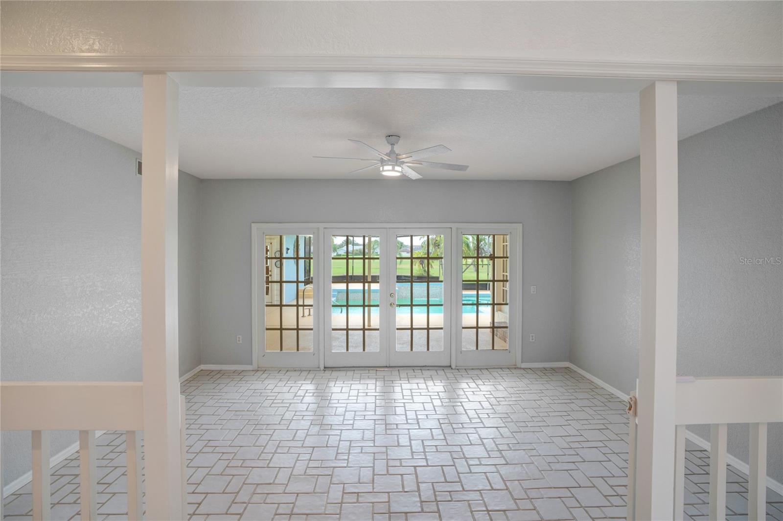 A4652302 Property Photo