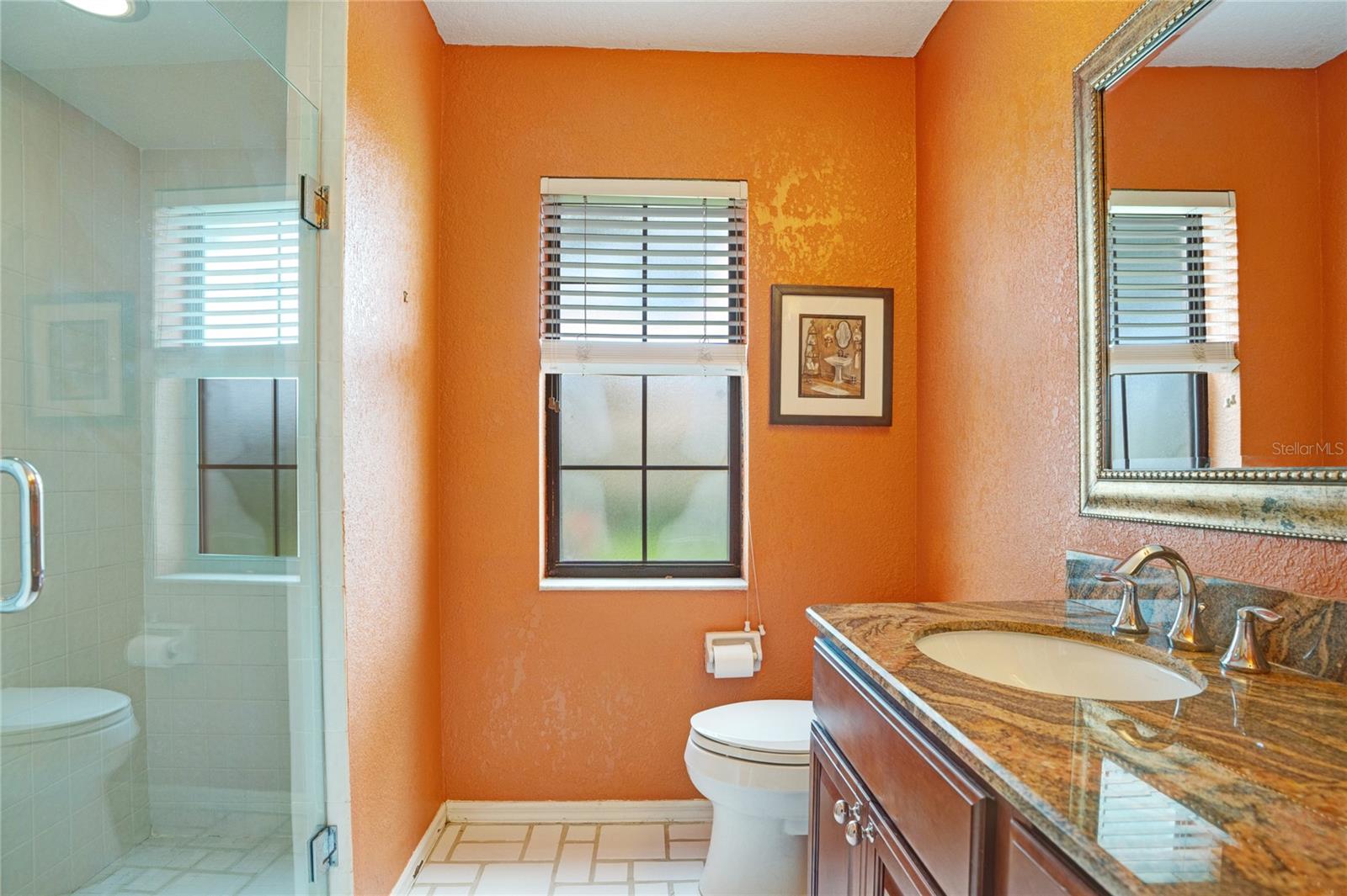 A4652302 Property Photo