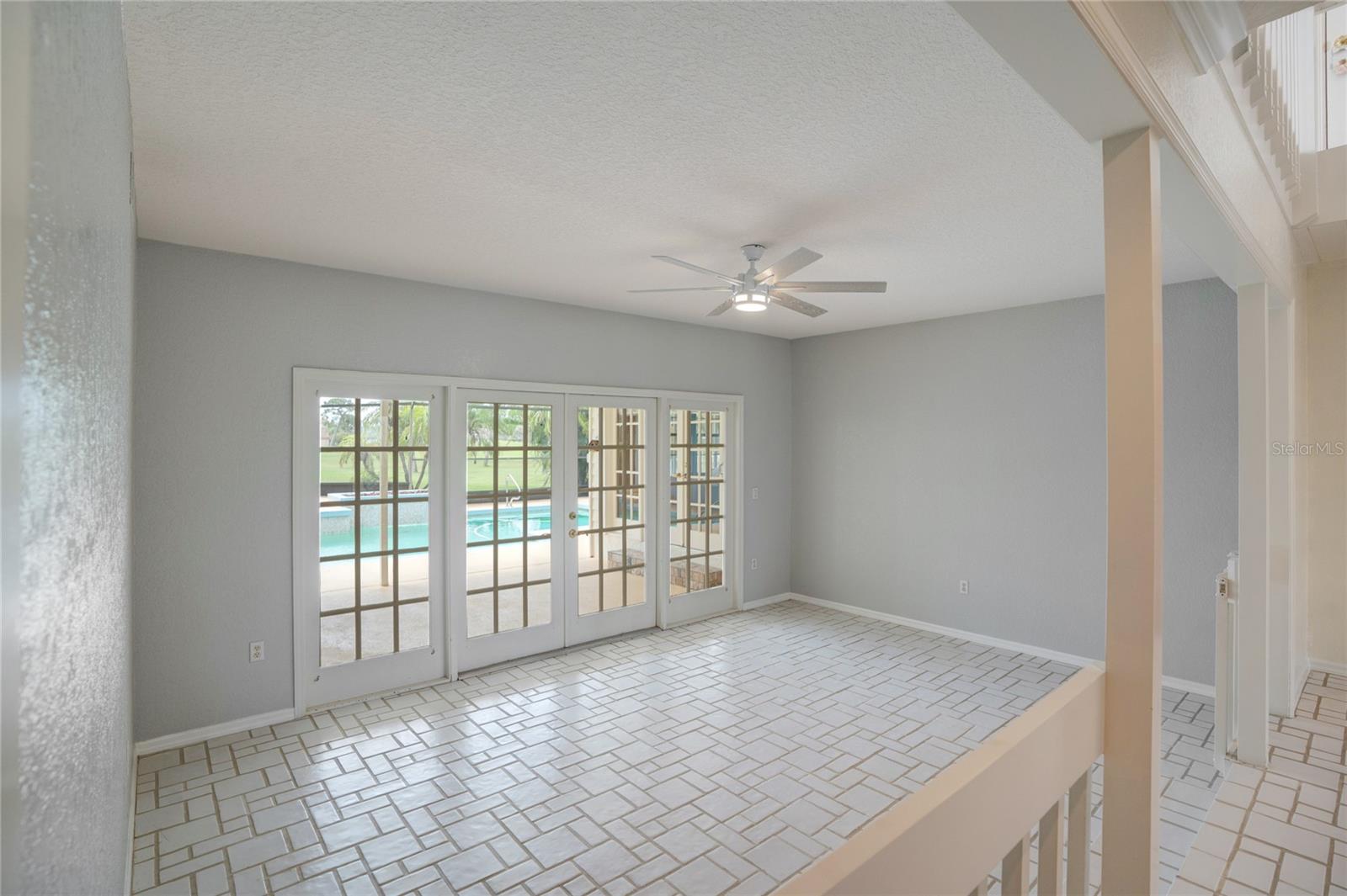 A4652302 Property Photo