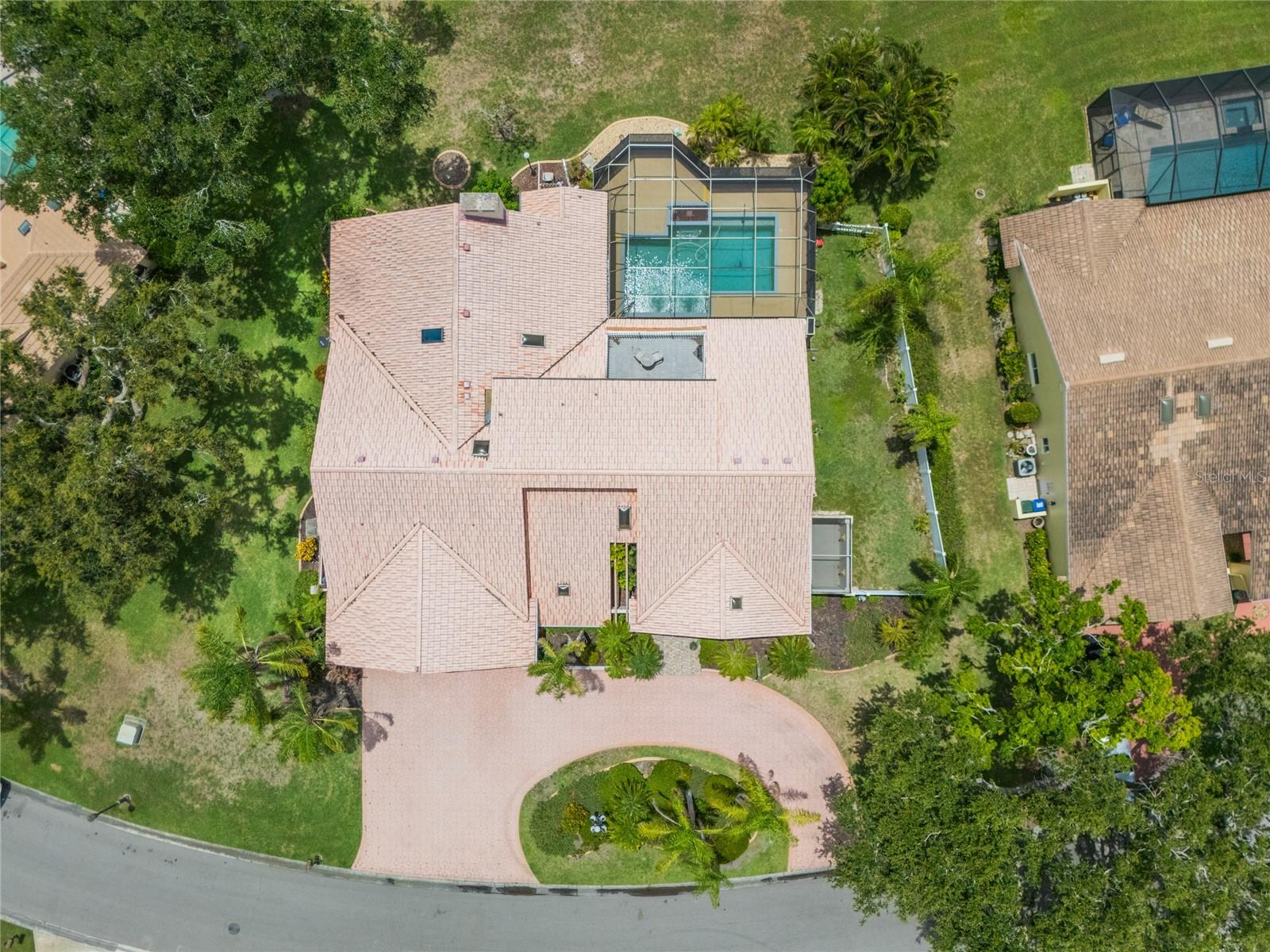 A4652302 Property Photo
