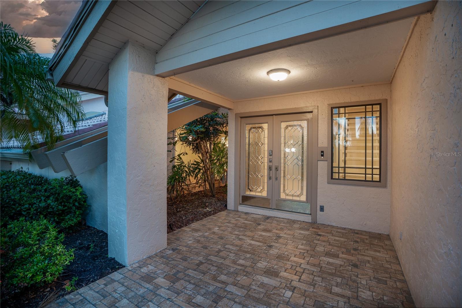 A4652302 Property Photo