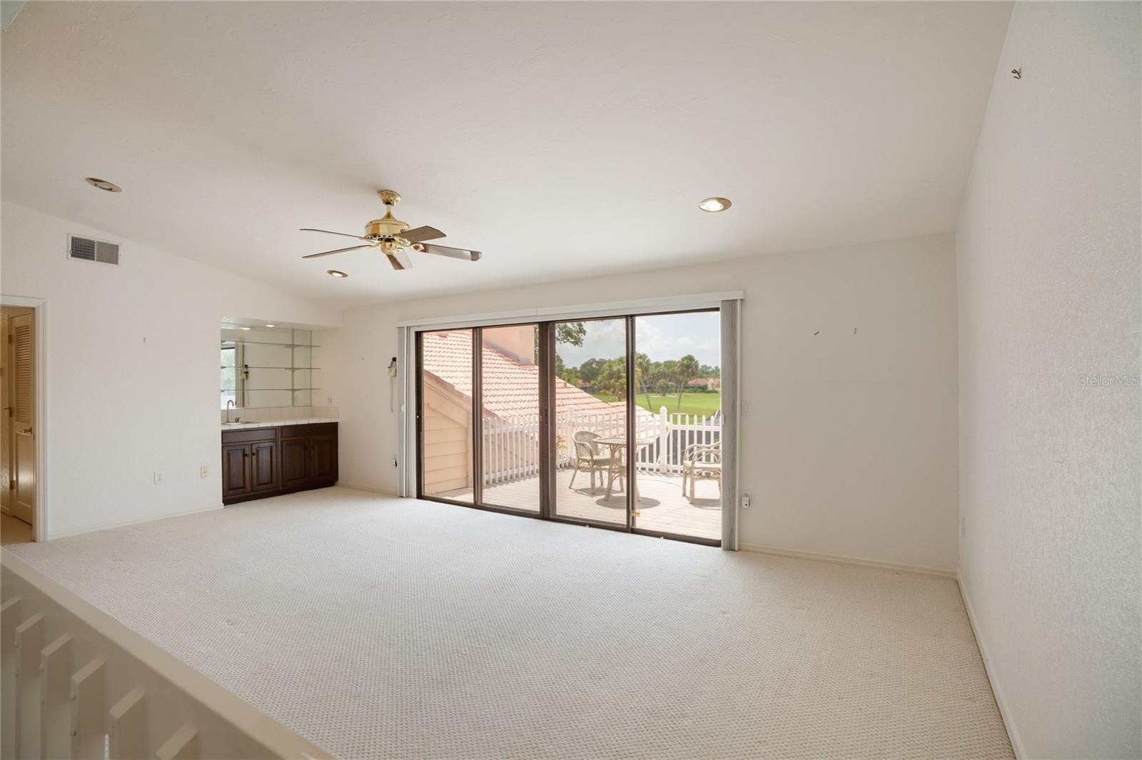 A4652302 Property Photo