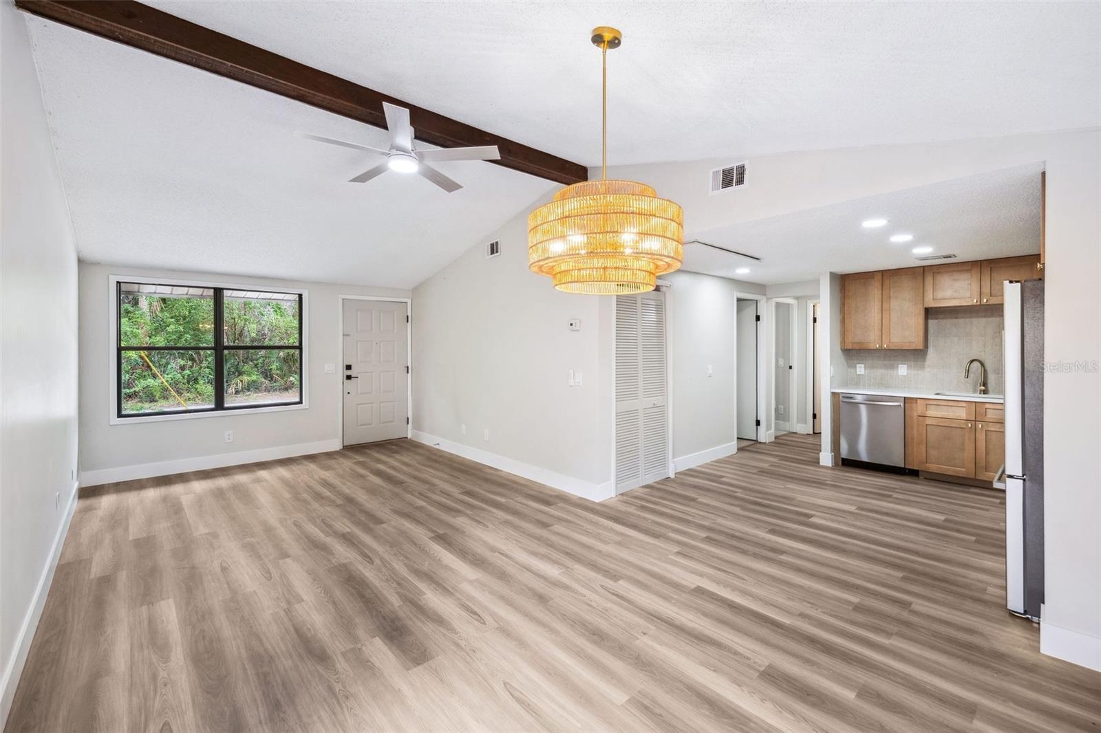 1957 DELOY DR, DAYTONA BEACH, FL, 32119