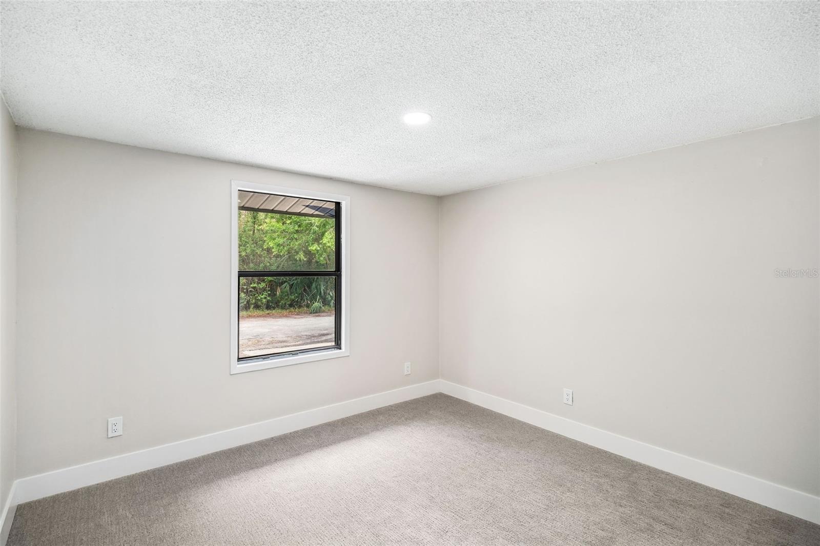 1957 DELOY DR, DAYTONA BEACH, FL, 32119