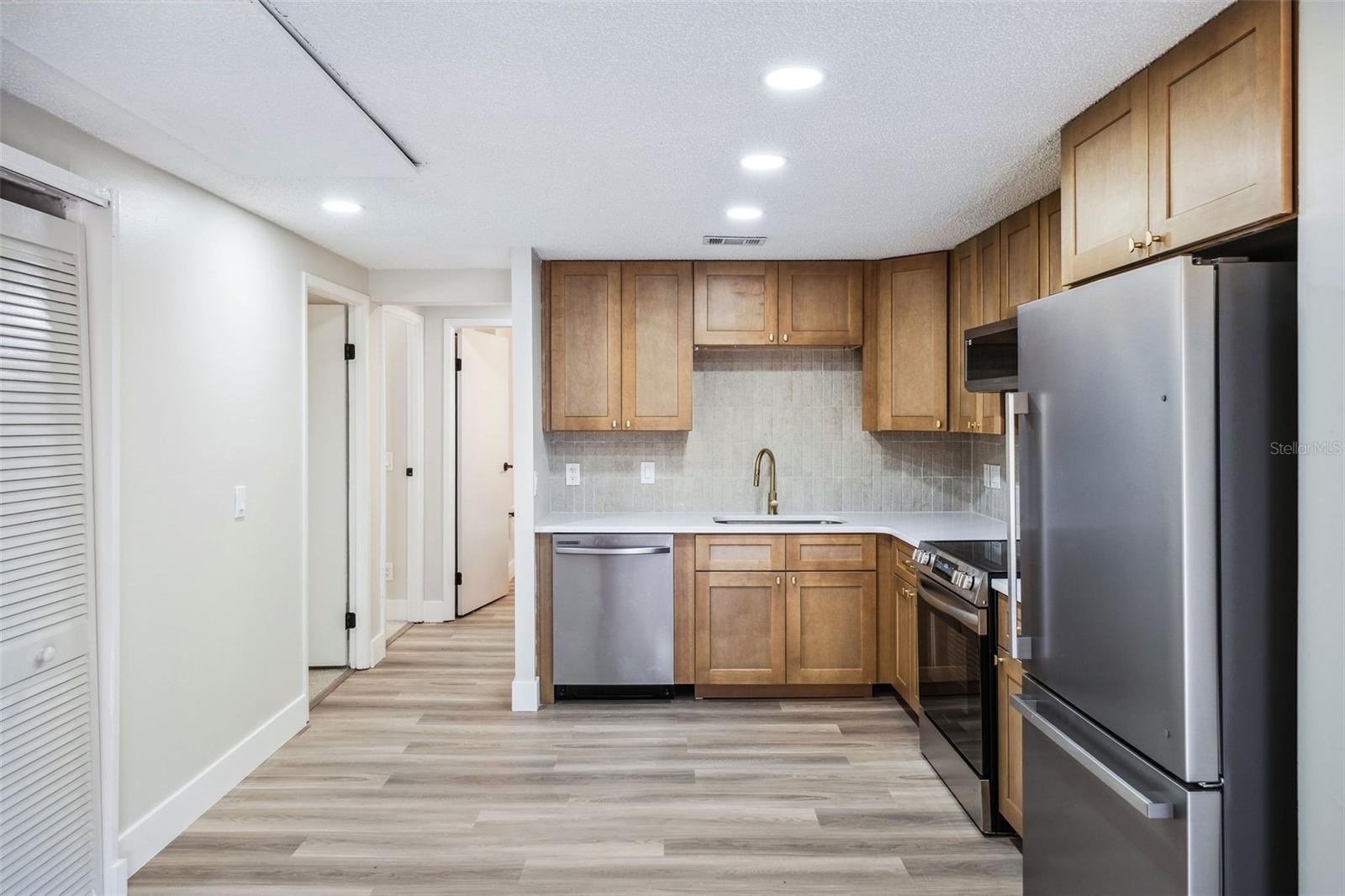 1957 DELOY DR, DAYTONA BEACH, FL, 32119