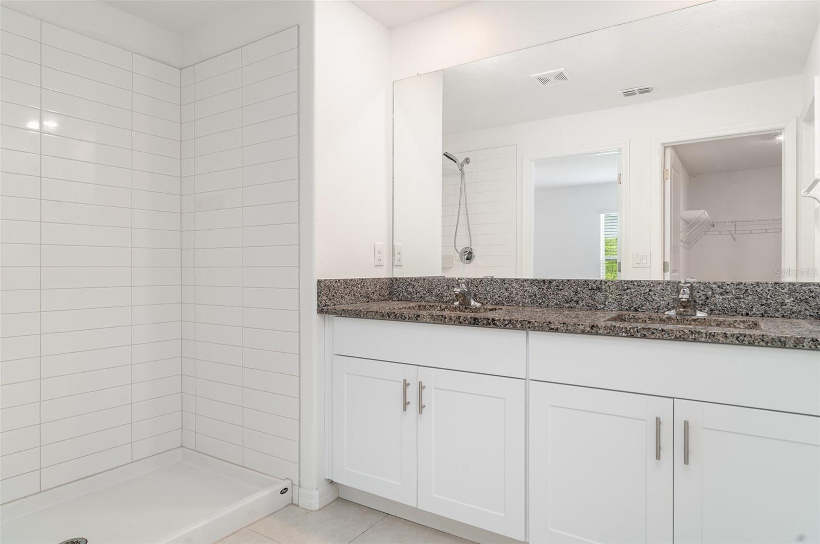 5518 BLUE AZURE DR, WIMAUMA, FL, 33598