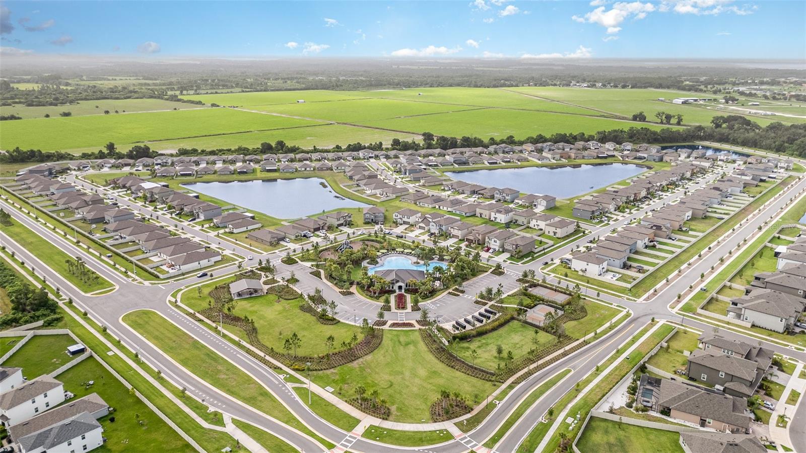 5518 BLUE AZURE DR, WIMAUMA, FL, 33598