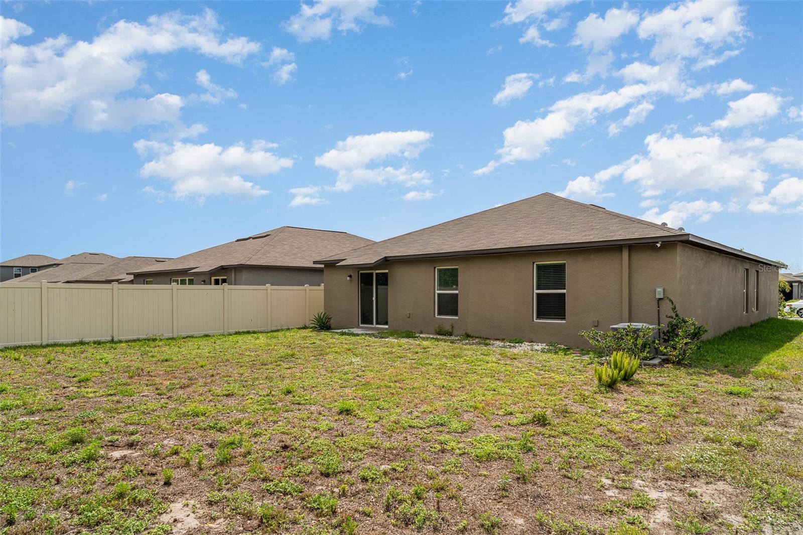 5518 BLUE AZURE DR, WIMAUMA, FL, 33598