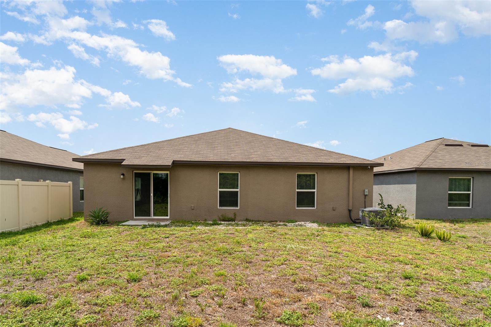 5518 BLUE AZURE DR, WIMAUMA, FL, 33598