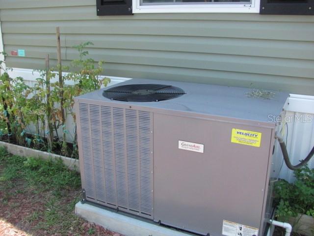 TB8384952 Property Photo