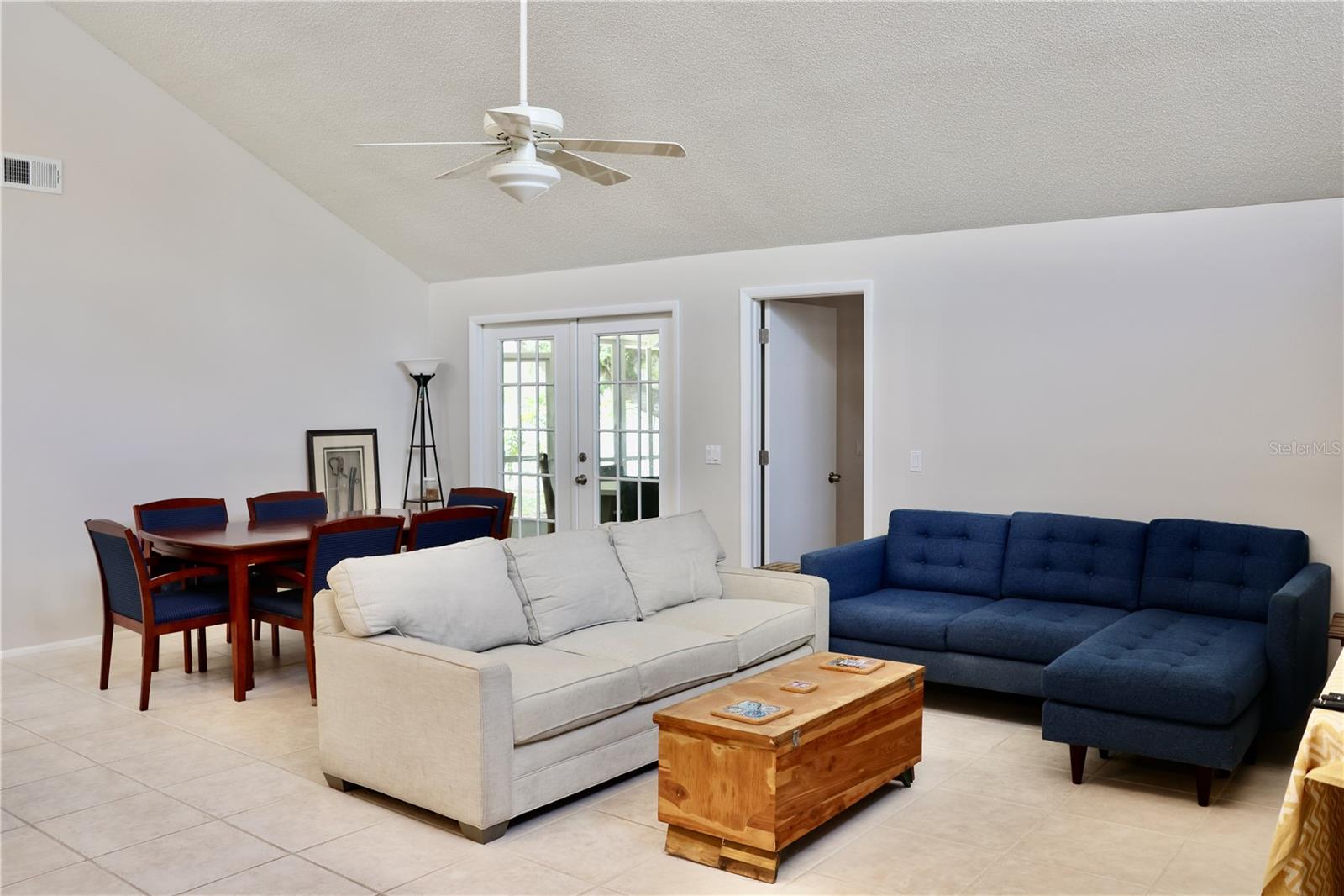 8232 COUNTRY OAKS CT, SARASOTA, FL, 34243