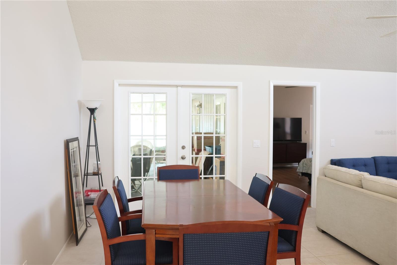 8232 COUNTRY OAKS CT, SARASOTA, FL, 34243