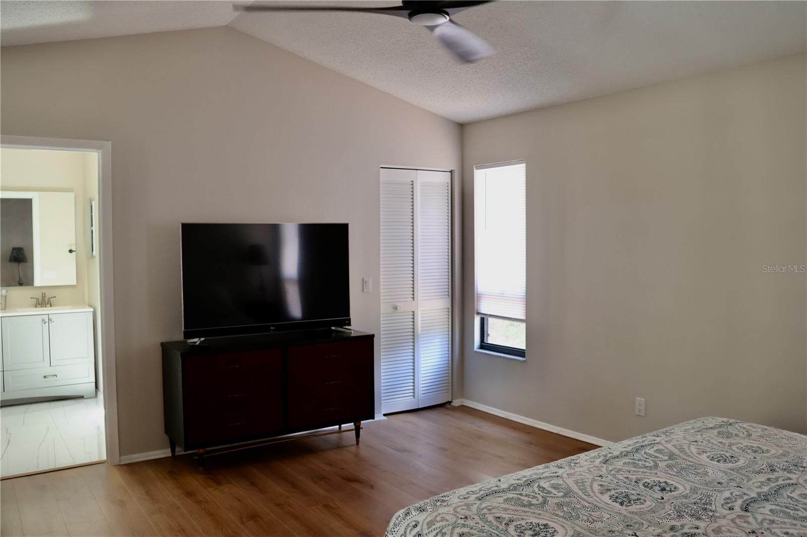 8232 COUNTRY OAKS CT, SARASOTA, FL, 34243