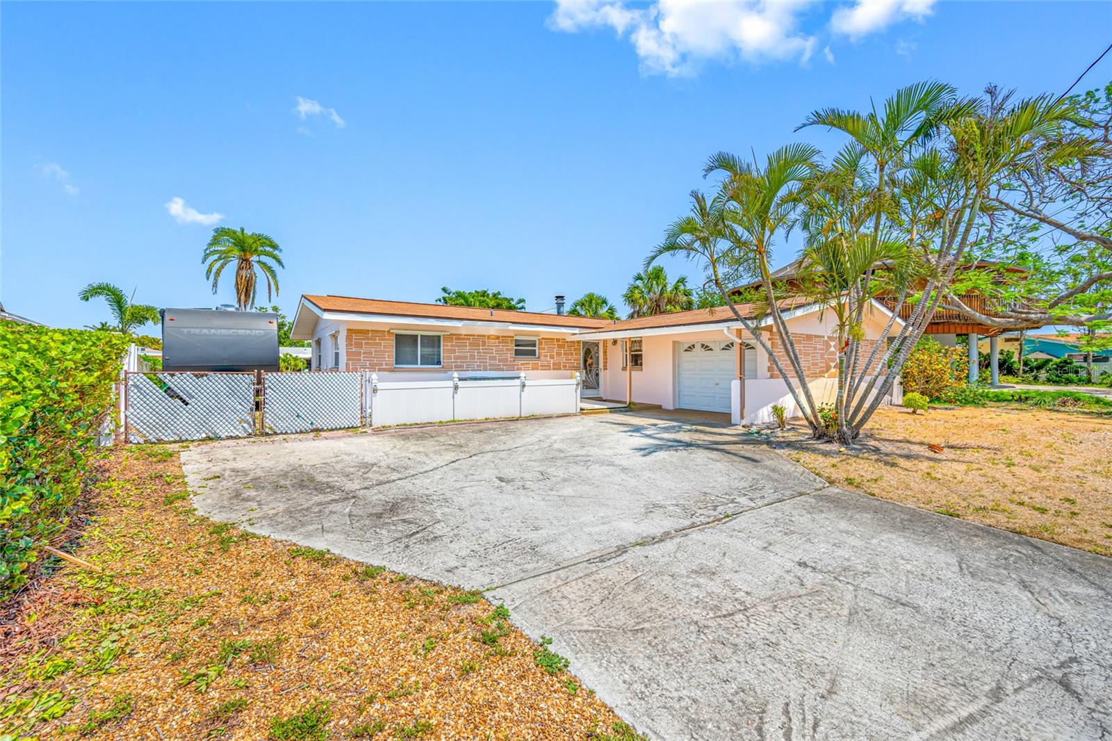 3560 BEACH DR SE, ST PETERSBURG, FL, 33705