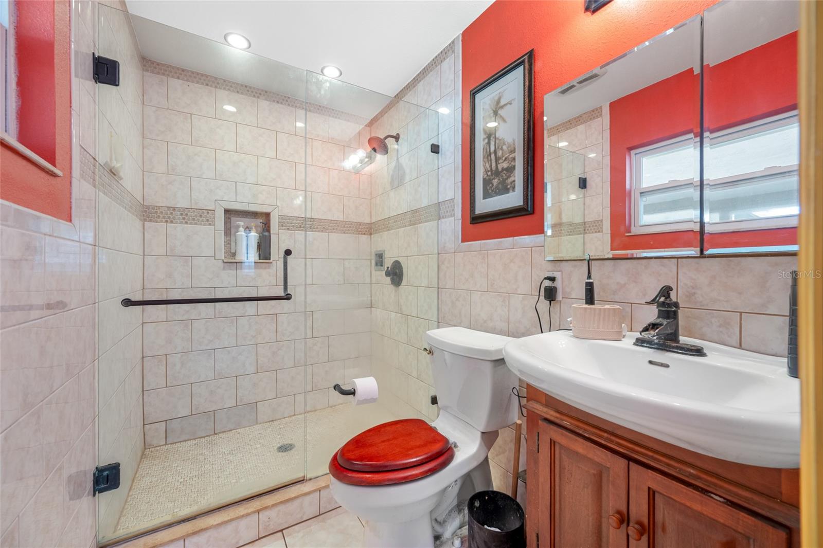 3560 BEACH DR SE, ST PETERSBURG, FL, 33705