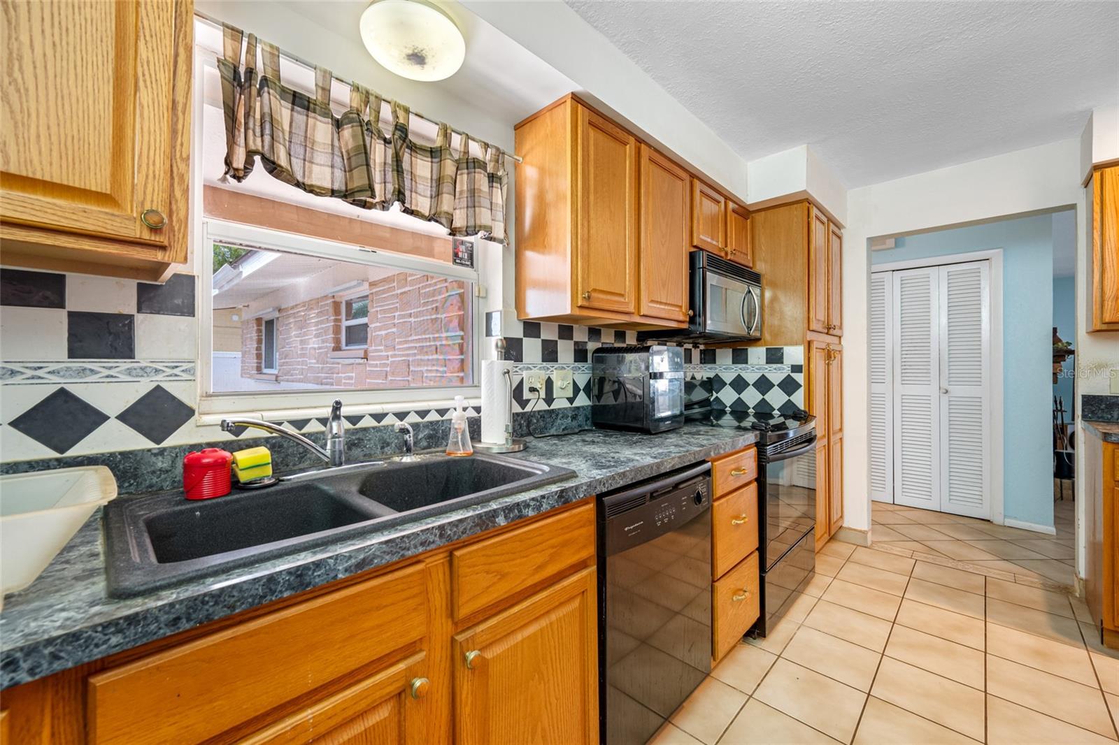 3560 BEACH DR SE, ST PETERSBURG, FL, 33705