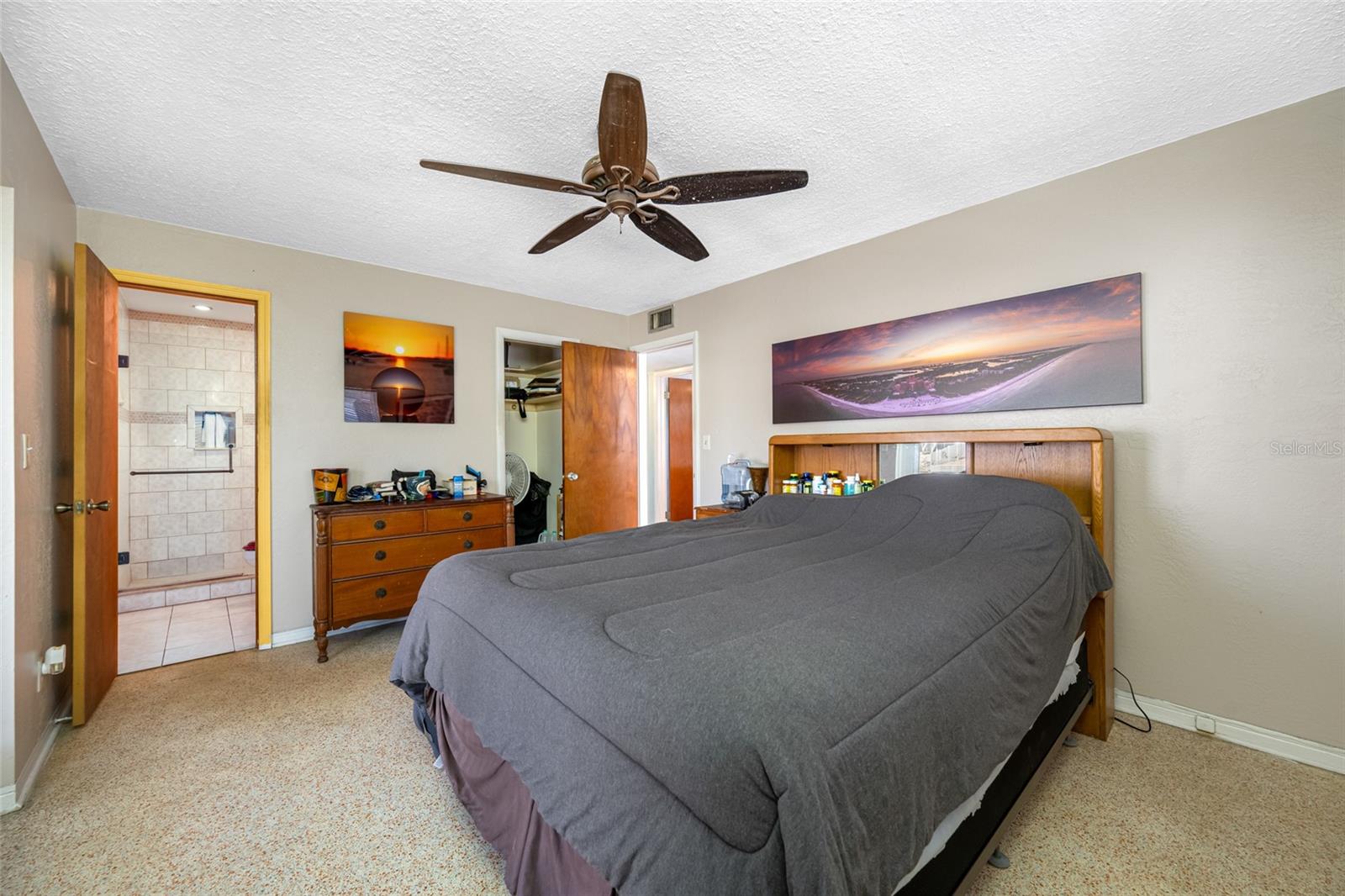 3560 BEACH DR SE, ST PETERSBURG, FL, 33705