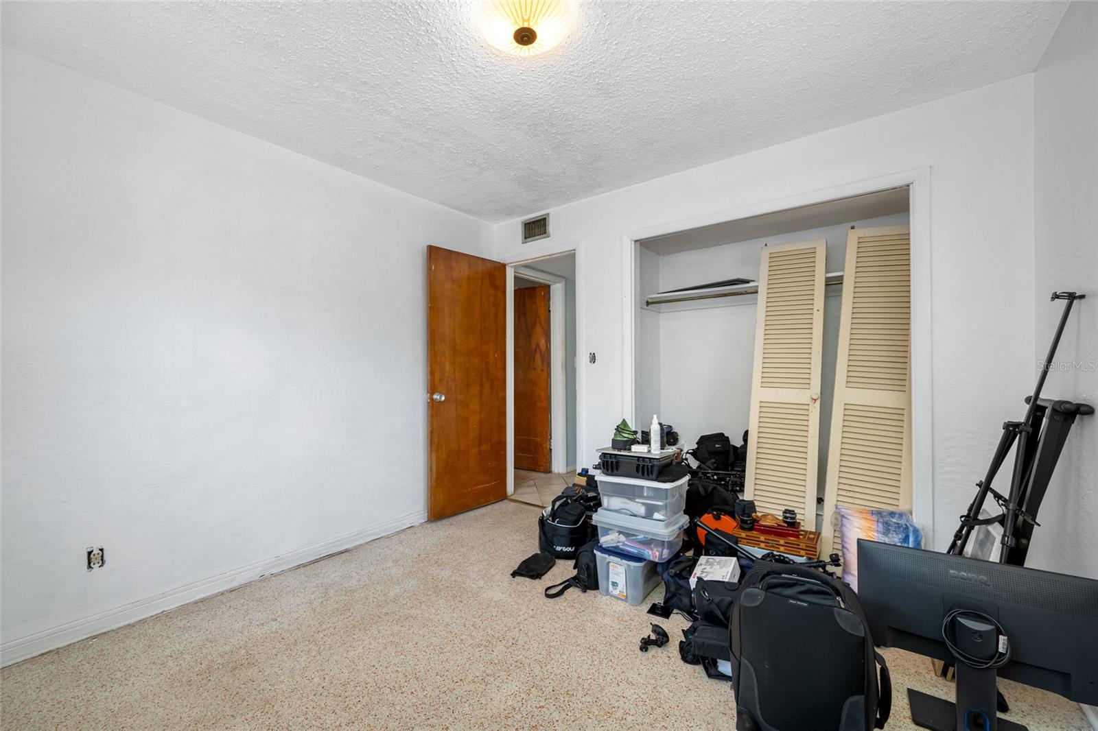 3560 BEACH DR SE, ST PETERSBURG, FL, 33705