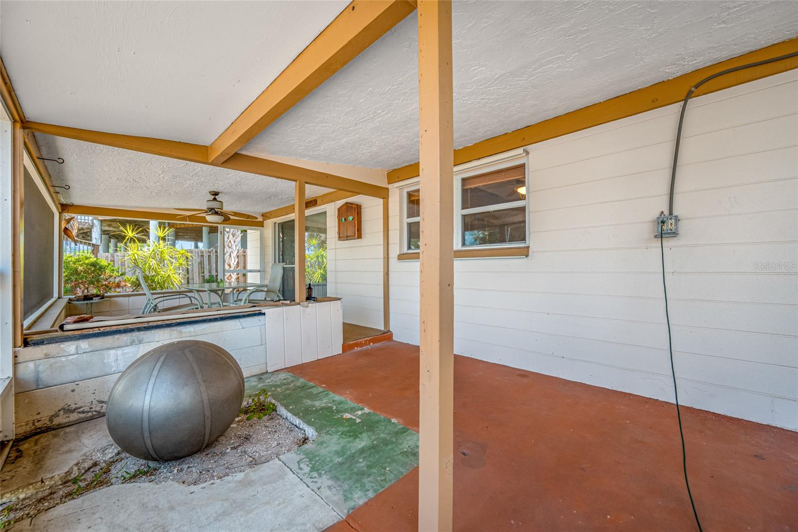 3560 BEACH DR SE, ST PETERSBURG, FL, 33705