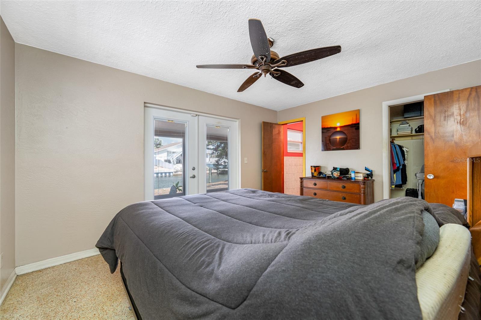 3560 BEACH DR SE, ST PETERSBURG, FL, 33705