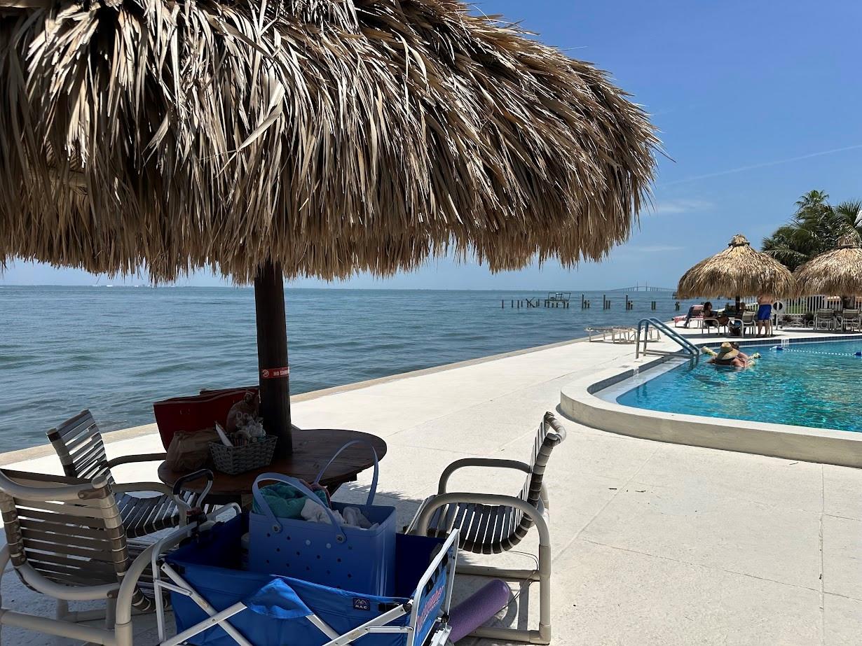 7200 SUNSHINE SKYWAY LN S #2E, ST PETERSBURG, FL, 33711