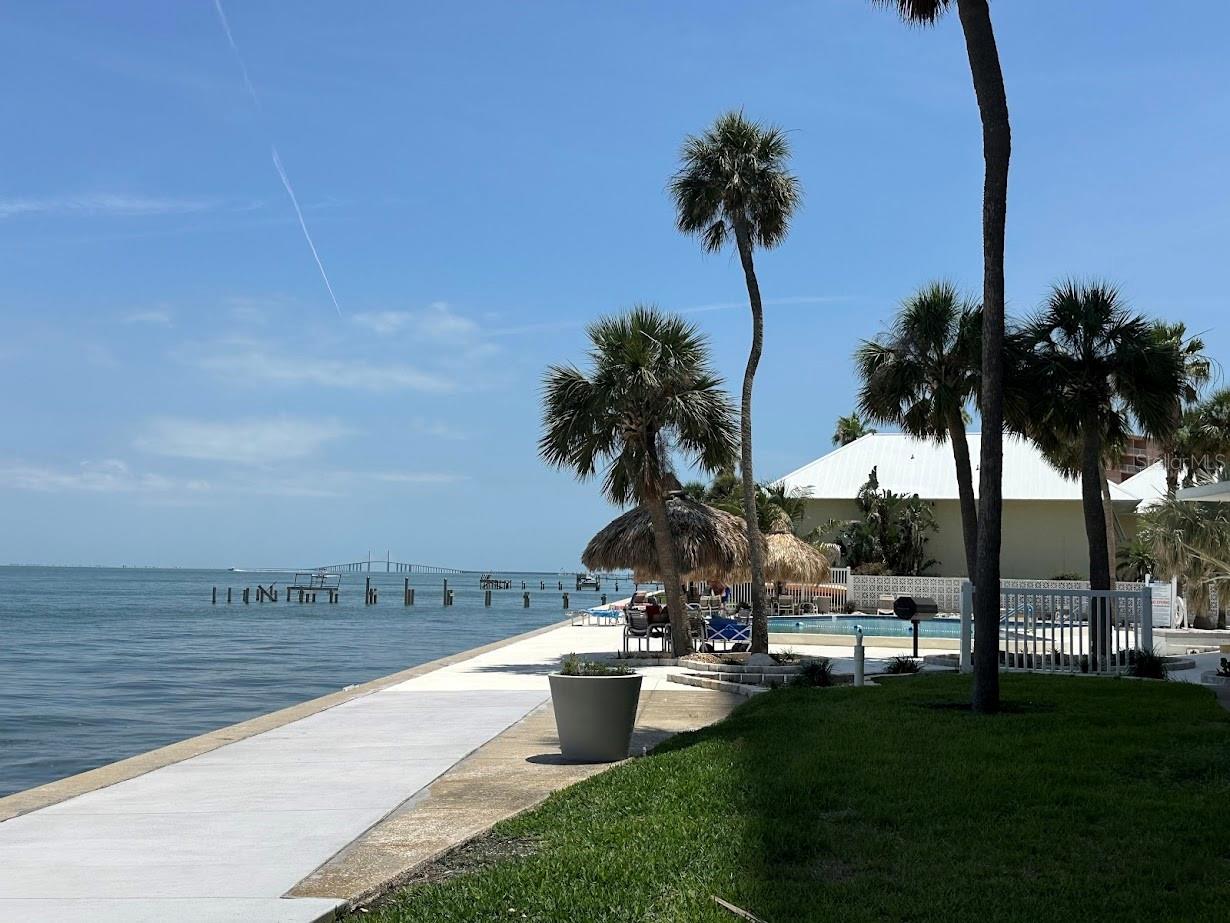 7200 SUNSHINE SKYWAY LN S #2E, ST PETERSBURG, FL, 33711