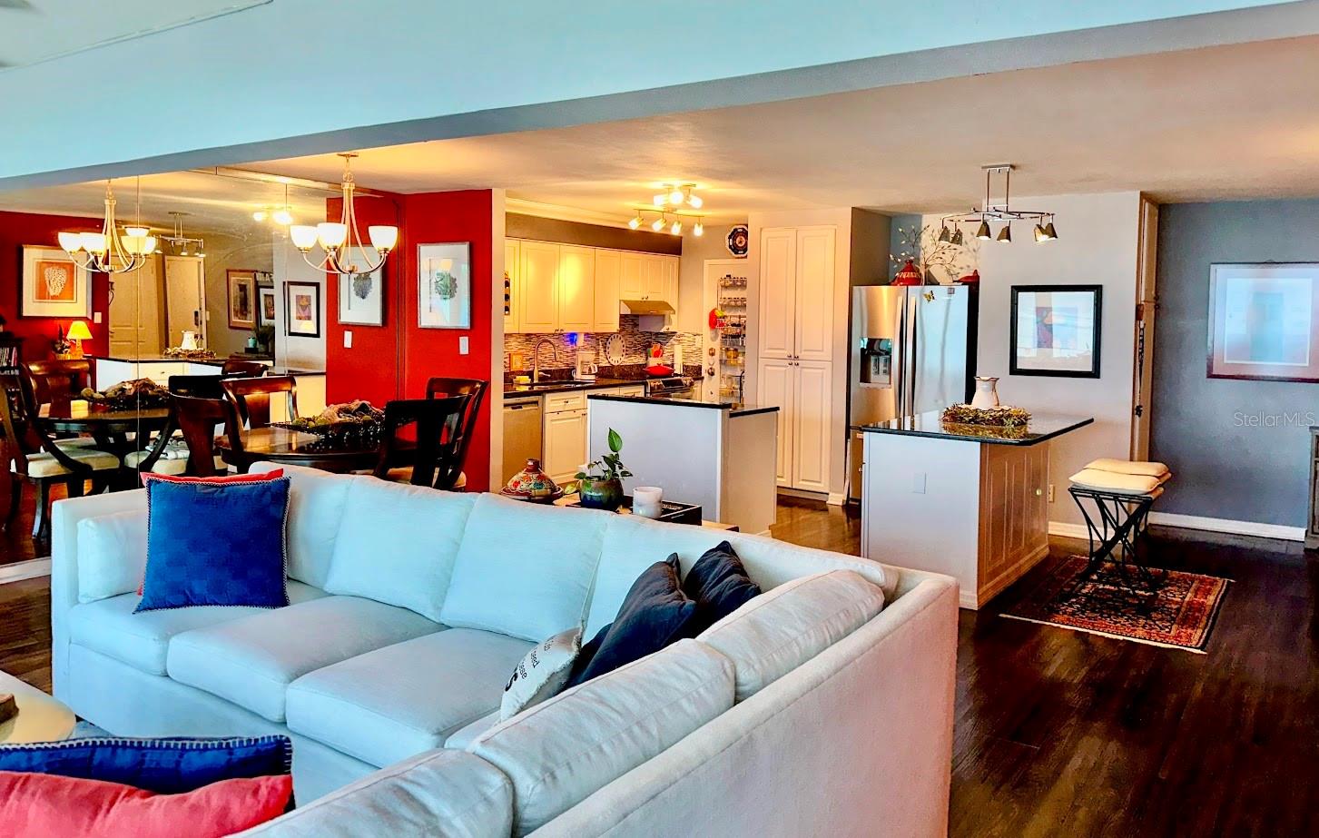 7200 SUNSHINE SKYWAY LN S #2E, ST PETERSBURG, FL, 33711