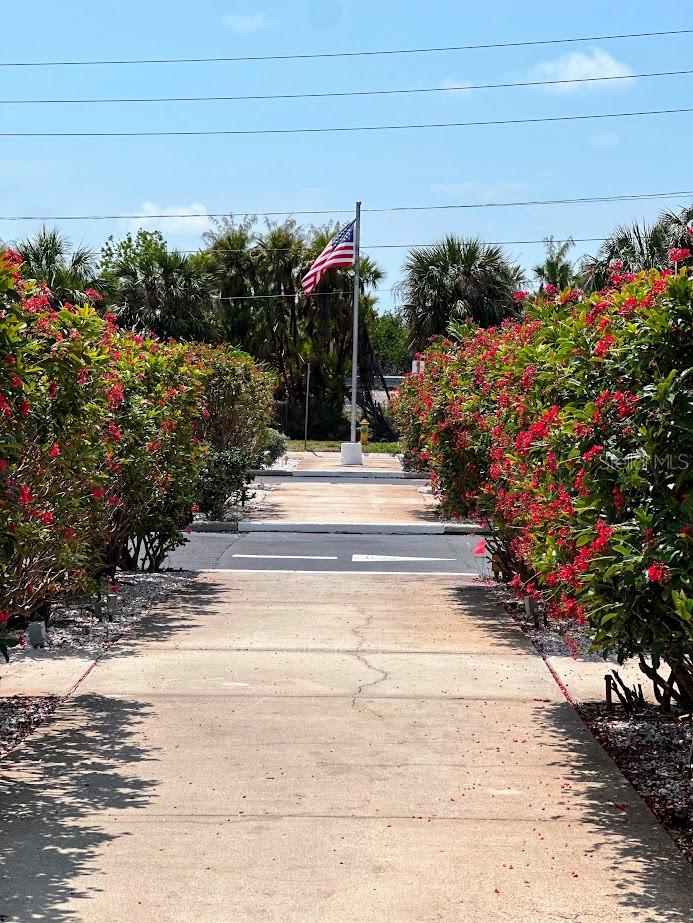 7200 SUNSHINE SKYWAY LN S #2E, ST PETERSBURG, FL, 33711