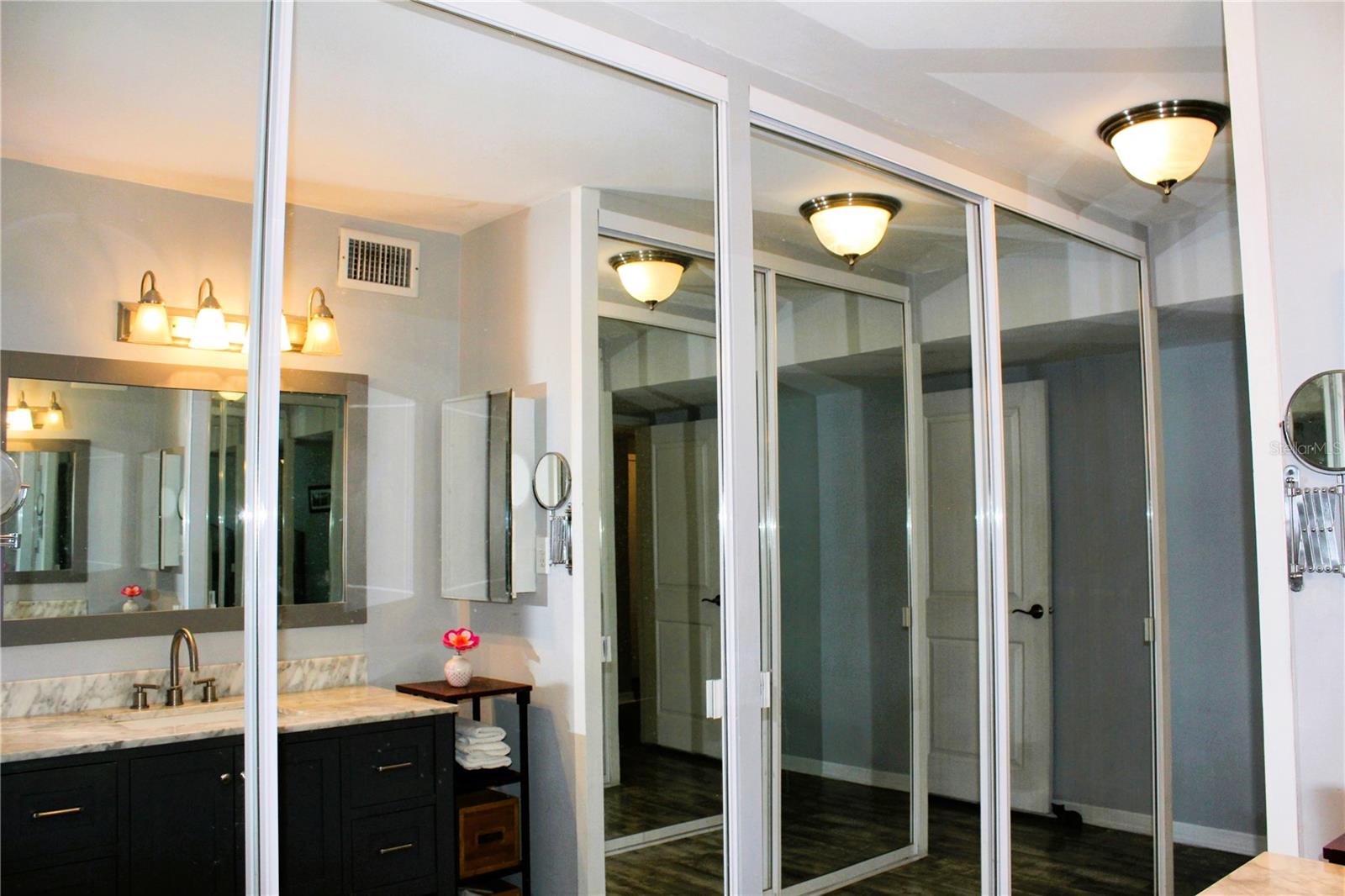 7200 SUNSHINE SKYWAY LN S #2E, ST PETERSBURG, FL, 33711